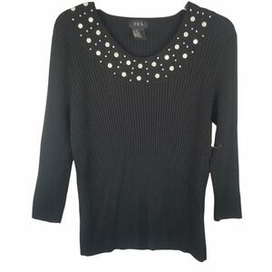R-Q-T RIBBED BLACK KNIT SWEATER W/ BEADS. SZ XL